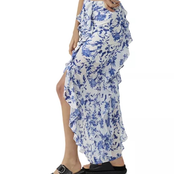 Free People Flounce Around Maxi Skirt in Blue Floral Combo Sz 8 NWT $128R - Picture 3 of 7